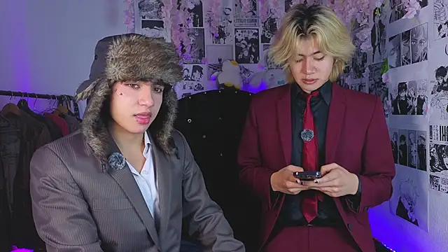 Snapshot of Vamps_Lovers chatting on September 22, 1:02 pm Vamps Lovers online show from September 22, 1:02 pm