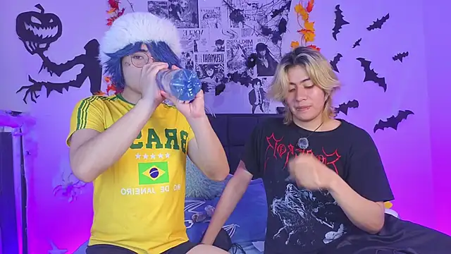 Snapshot of Vamps_Lovers chatting on October 25, 1:29 pm Vamps Lovers online show from October 25, 1:29 pm