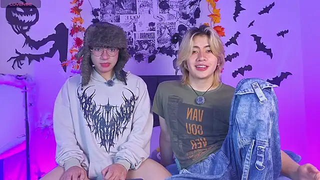 Snapshot of Vamps_Lovers chatting on October 26, 1:17 pm Vamps Lovers online show from October 26, 1:17 pm