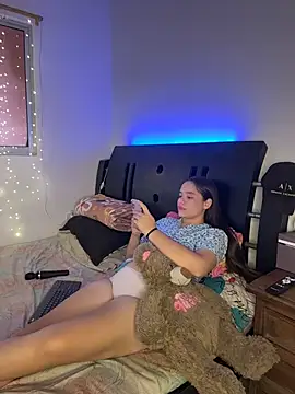 Ashley and Zoe online show from March 1, 2:30 pm