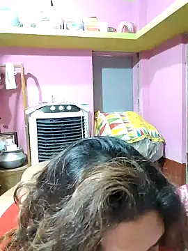 Snapshot of hotbhabhi011 chatting on November 15, 2:53 am hotbhabhi011 online show from November 15, 2:53 am