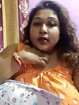 Snapshot of hotbhabhi011 chatting on November 15, 6:04 pm hotbhabhi011 online show from November 15, 6:04 pm