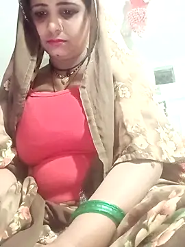 Snapshot of Rani_sahiba chatting on April 10, 7:29 pm Rani sahiba online show from April 10, 7:29 pm