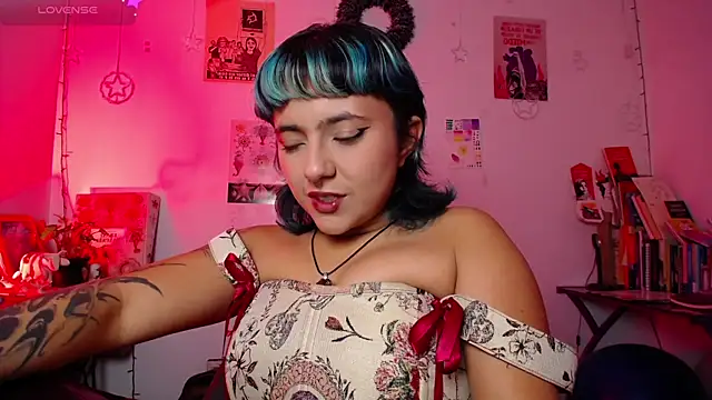 AlmaNanax online show from January 12, 6:51 am