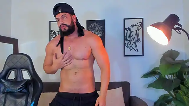 Snapshot of Justin_kingX7 chatting on June 30, 12:33 am Justin kingX7 online show from June 30, 12:33 am