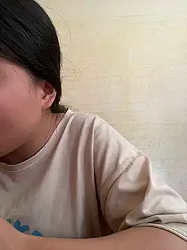 viluna online show from January 13, 5:02 am