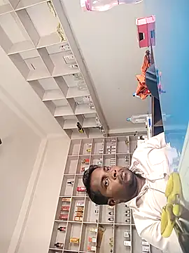 Snapshot of blackdick44 chatting on October 29, 9:00 am blackdick44 online show from October 29, 9:00 am