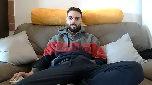 Amicisegreti online show from February 20, 11:54 am