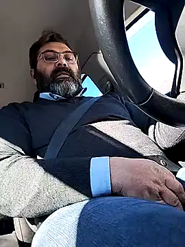 Snapshot of Necroforo chatting on February 18, 10:00 am Necroforo online show from February 18, 10:00 am