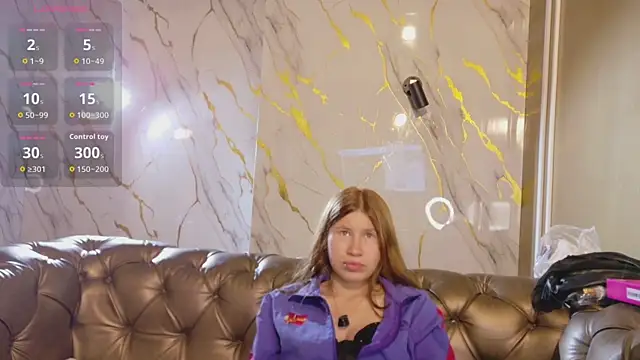 Olivia11  online show from December 20, 12:01 pm