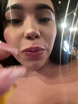 SofiaWildee online show from February 7, 1:09 am