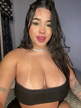 SofiaWildee online show from April 18, 2:15 am