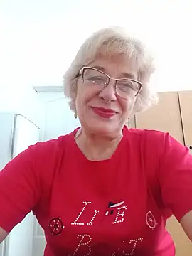 Snapshot of 52MiaLove02 chatting on May 29, 5:05 am 52MiaLove02 online show from May 29, 5:05 am