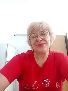Snapshot of 52MiaLove02 chatting on June 11, 4:43 am 52MiaLove02 online show from June 11, 4:43 am