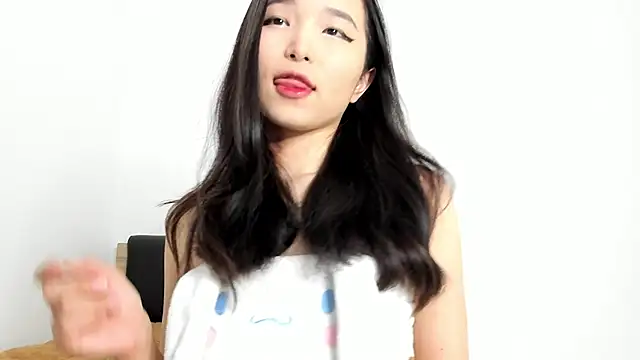 Soyun Mia online show from January 11, 2:00 pm