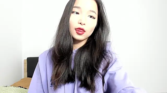 Soyun Mia online show from February 10, 2:21 pm