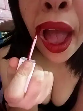 sexynadouch online show from February 18, 9:33 pm