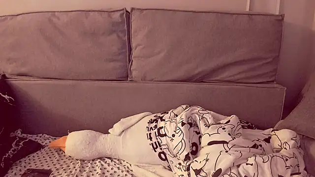 Snapshot of Isabellaprincess chatting on October 28, 11:14 am Isabellaprincess online show from October 28, 11:14 am