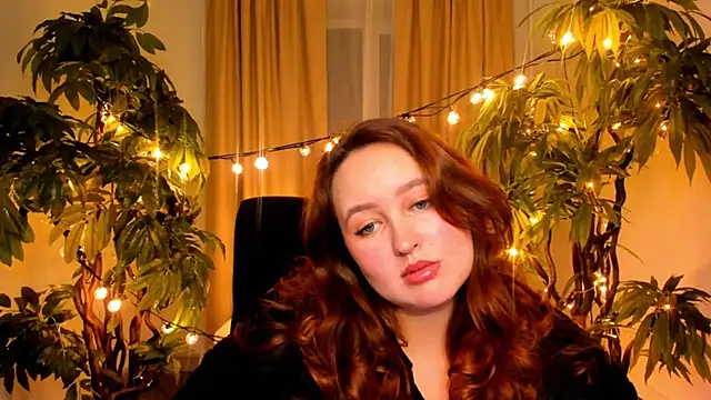 Snapshot of LindaCarson chatting on November 18, 10:20 am LindaCarson online show from November 18, 10:20 am