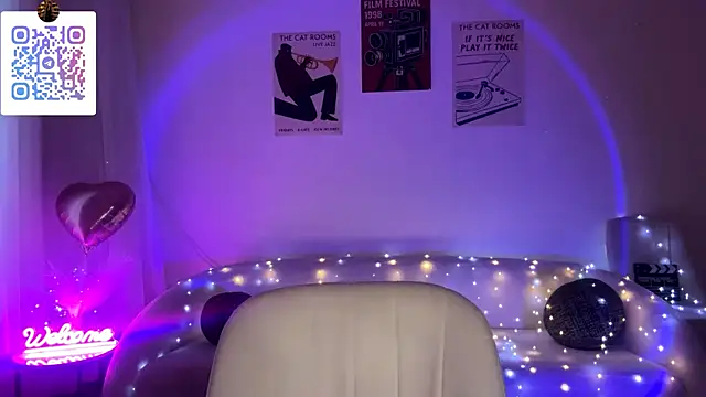 LinaMour online show from April 21, 2:51 am