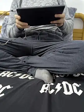 yazinyazin1 online show from November 14, 1:54 pm