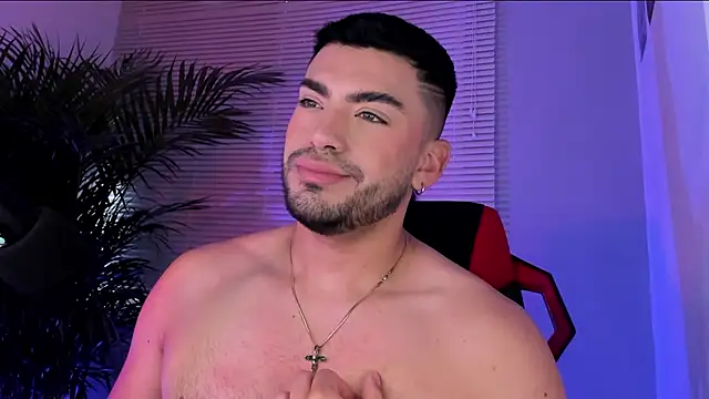 Alexander Diiaz online show from September 10, 11:32 am
