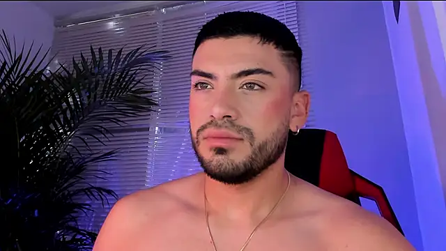 Alexander Diiaz online show from October 3, 12:02 pm