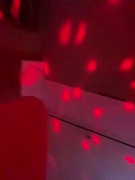 Snapshot of babyke23 chatting on March 19, 3:10 am babyke23 online show from March 19, 3:10 am