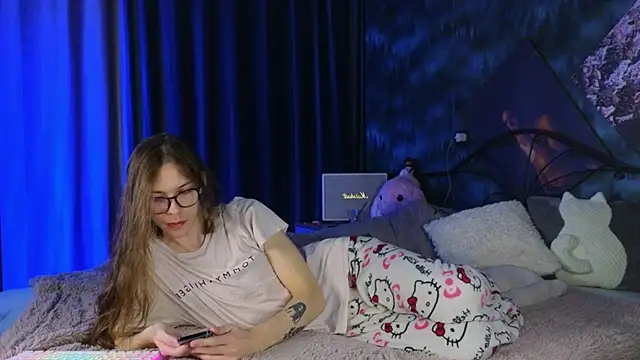 artass2 online show from December 5, 1:47 am