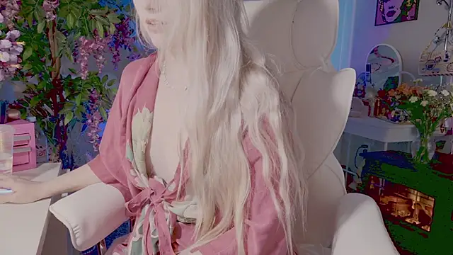 Talulaa online show from April 16, 7:03 pm