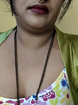 Snapshot of Angel0731 chatting on April 19, 10:34 pm Angel0731 online show from April 19, 10:34 pm