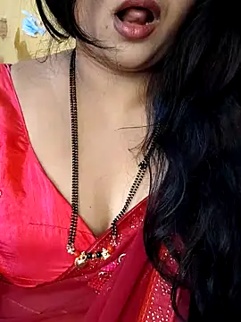 Snapshot of Angel0731 chatting on May 2, 12:26 am Angel0731 online show from May 2, 12:26 am