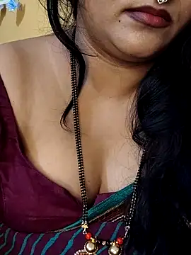 Snapshot of Angel0731 chatting on May 2, 8:36 pm Angel0731 online show from May 2, 8:36 pm