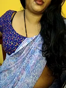 Snapshot of Angel0731 chatting on May 5, 9:56 pm Angel0731 online show from May 5, 9:56 pm