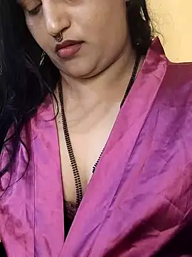 Snapshot of Angel0731 chatting on May 22, 10:21 am Angel0731 online show from May 22, 10:21 am