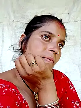 Manvi tyagi online show from September 16, 9:21 am