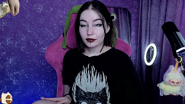 Snapshot of MargarettRose chatting on July 14, 2:05 am MargarettRose online show from July 14, 2:05 am