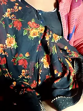 Snapshot of Sapnaji500 chatting on November 16, 12:44 pm Sapnaji500 online show from November 16, 12:44 pm