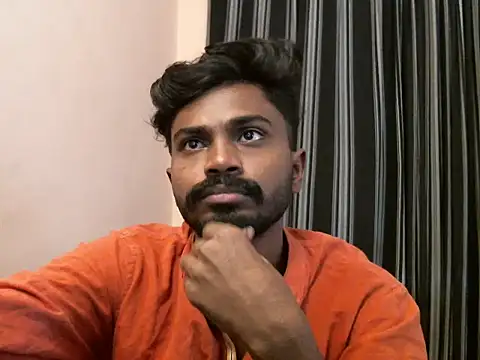 Snapshot of indianbighard21 chatting on May 16, 11:42 am indianbighard21 online show from May 16, 11:42 am