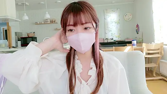 Snapshot of SUZU_1201 chatting on March 2, 3:20 am SUZU 1201 online show from March 2, 3:20 am