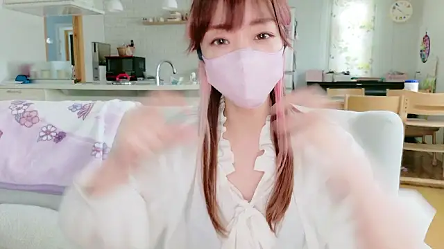 Snapshot of SUZU_1201 chatting on March 4, 1:22 am SUZU 1201 online show from March 4, 1:22 am