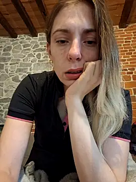 Snapshot of SexyAlya chatting on October 10, 7:29 am SexyAlya online show from October 10, 7:29 am