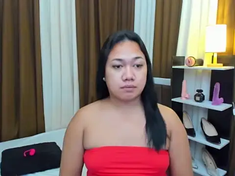 TsUncutKaren online show from October 30, 12:12 am