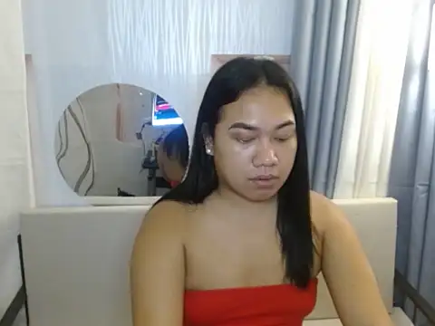 TsUncutKaren online show from November 6, 5:25 pm