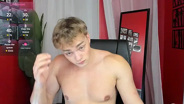 ChaseMuscular online show from December 15, 8:46 pm