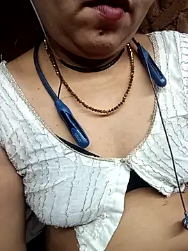 Priya tyagi online show from September 12, 10:48 am