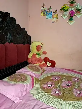 Snapshot of ariya-03 chatting on April 24, 8:44 pm ariya-03 online show from April 24, 8:44 pm