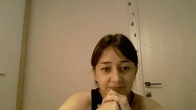 Avenique online show from October 17, 10:01 pm