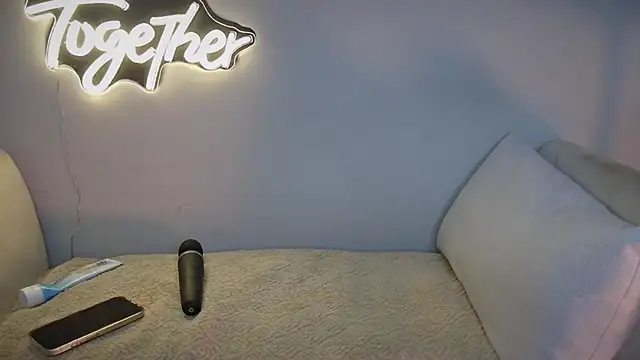 Petite36 online show from November 28, 4:48 am