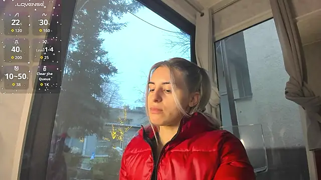 Ella Vee online show from February 6, 6:40 am